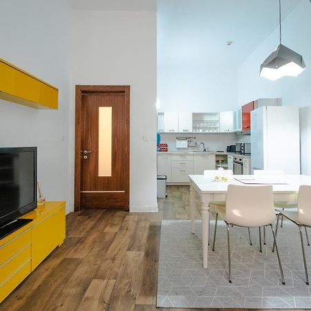 St Mark Two Bedroom Apartment Valletta Bagian luar foto