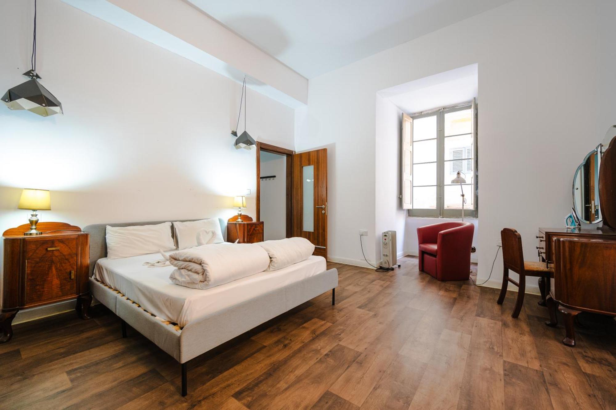 St Mark Two Bedroom Apartment Valletta Bagian luar foto